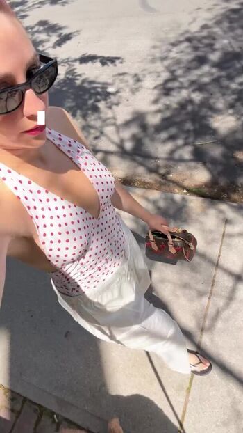 Full leaked Charlotte dobre page private onlyfans photo