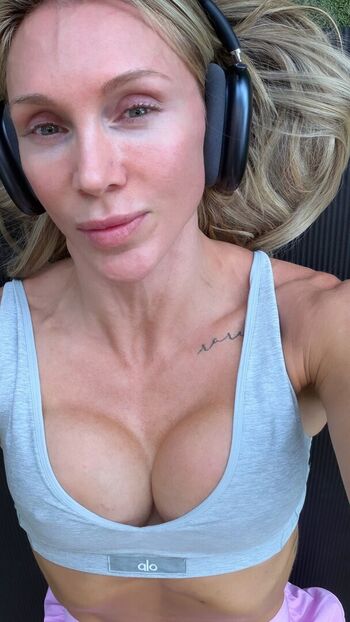 Full leaked Charlotte flair page private onlyfans photo