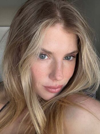 Full leaked Charlotte mckinney page private onlyfans photo