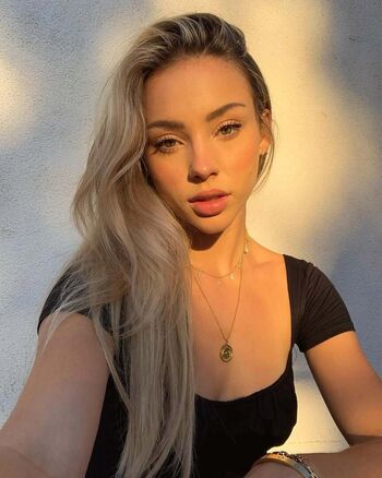 Full leaked Charly jordan  page private onlyfans photo