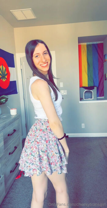 cheekytransgirl