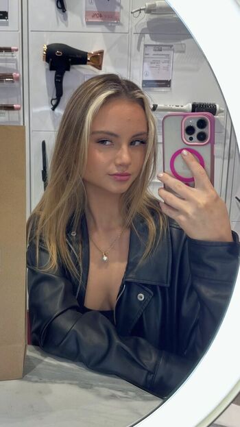 Full leaked Chelsea mayer private onlyfans photo