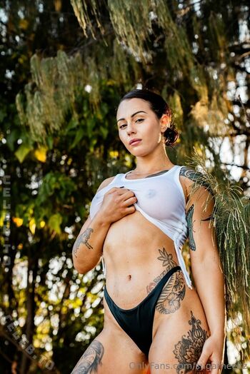 Cherneka "Sugar Neekz" Johnson