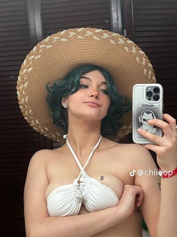 Full leaked Chiioop private onlyfans photo