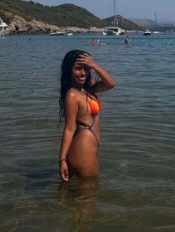 Full leaked Chiphilary private onlyfans photo