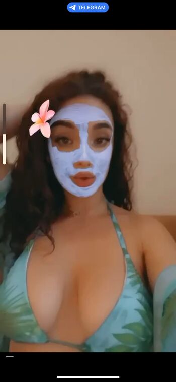 Full leaked Chlo private onlyfans photo