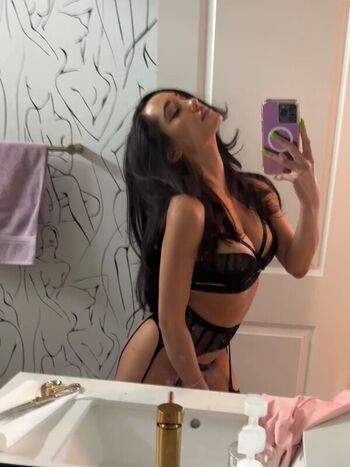 Full leaked Chloe amour private onlyfans photo