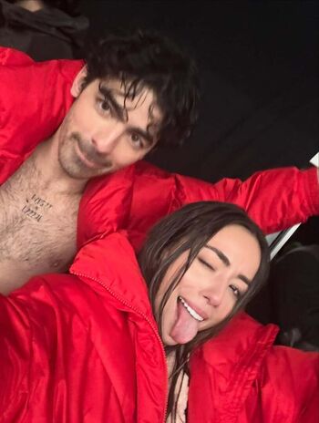 Full leaked Chloe bennet private onlyfans photo