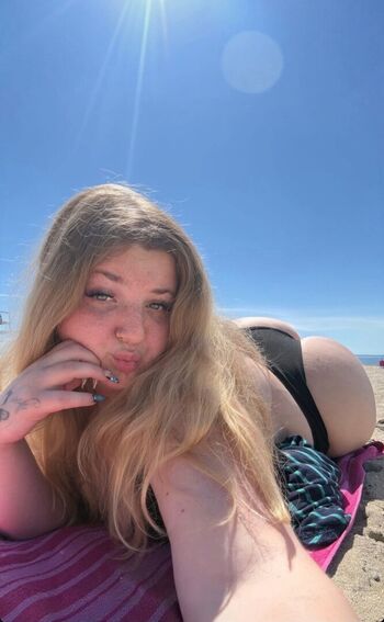 Full leaked Chloe bernier private onlyfans photo