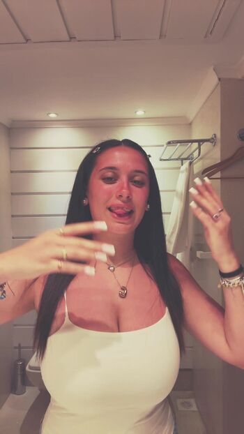 Full leaked Chloe carnevaletti private onlyfans photo