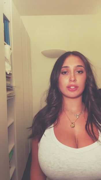 Full leaked Chloe carnevaletti private onlyfans photo