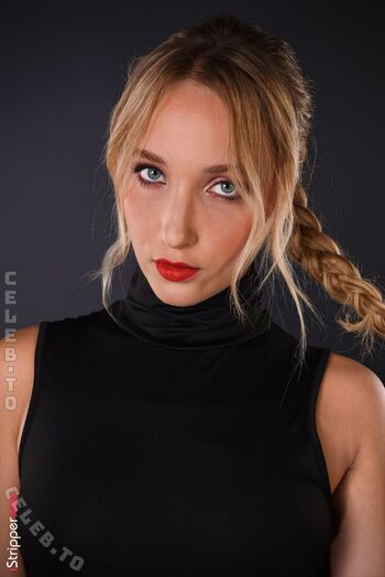 Full leaked Chloe chevalier page private onlyfans photo