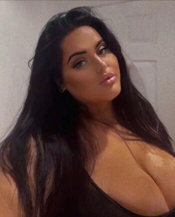 Full leaked Chloe jade private onlyfans photo