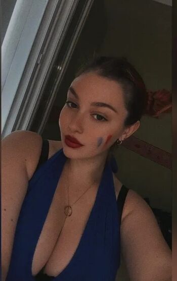 Full leaked Chloe lgr private onlyfans photo