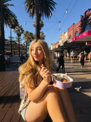 Chloe May