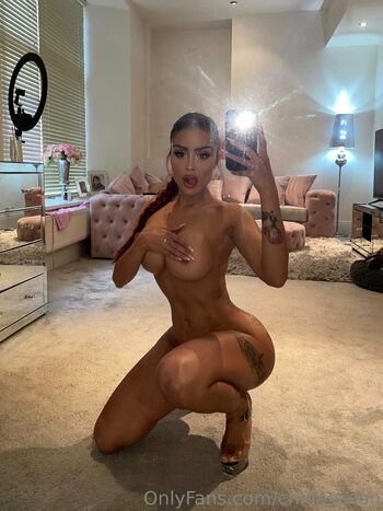 Full leaked Chloe saxon private onlyfans photo