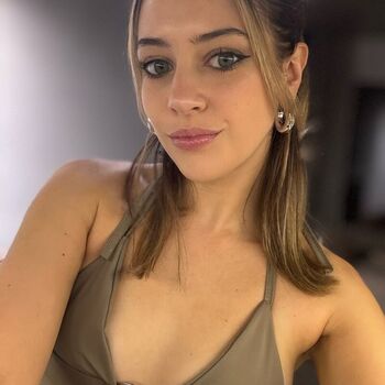 chloeecarterxo