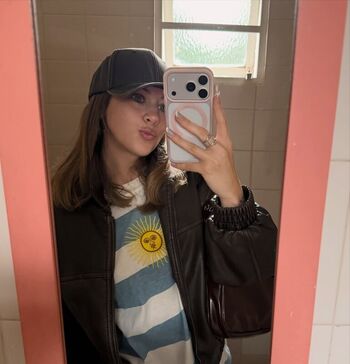 chloeecarterxo