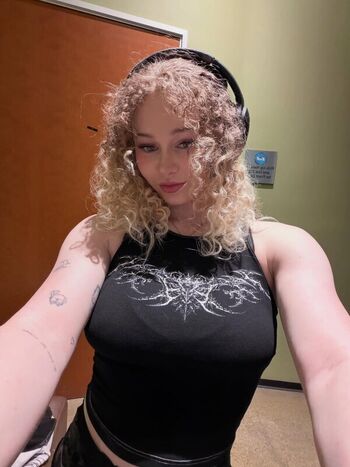 Full leaked Chloethehokage private onlyfans photo