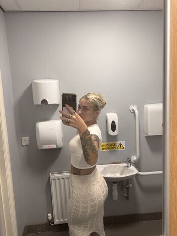 Full leaked Chloewxlker private onlyfans photo