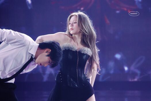 Cho Mi-yeon (Miyeon) - i-dle [(G)I-dle]