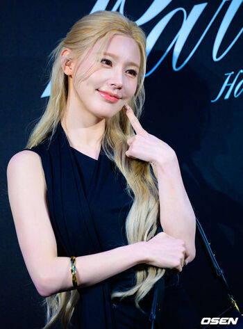 Cho Mi-yeon