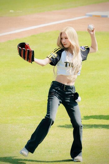 Cho Mi-yeon