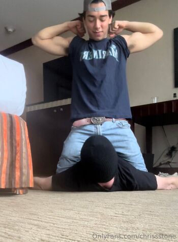 chrissstone