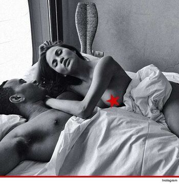 Full leaked Chrissyteigen private onlyfans photo
