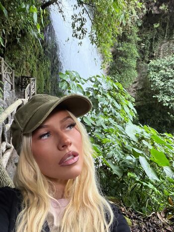 Full leaked Christina aguilera private onlyfans photo