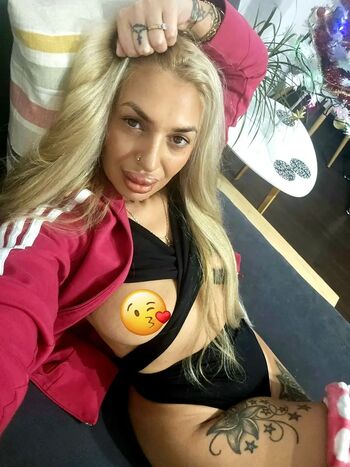Full leaked Christina walls private onlyfans photo