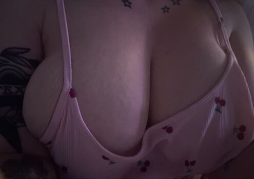 Full leaked Cici private onlyfans photo