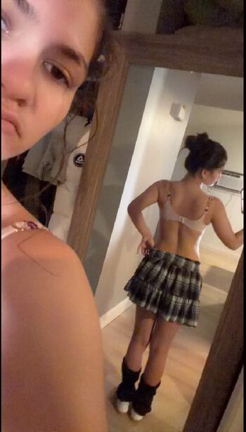 Full leaked Ciggybae  page private onlyfans photo