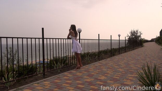 Full leaked Cinderella girl private onlyfans photo