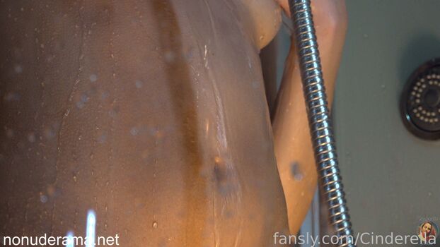 Full leaked Cinderella girl private onlyfans photo