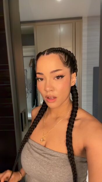 Full leaked Cinnabrit  page private onlyfans photo