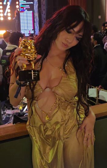 Full leaked Cinnabrit  page private onlyfans photo