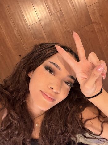 Full leaked Cinnabrit private onlyfans photo