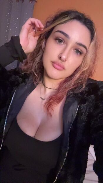 Full leaked Cinnamoon alien private onlyfans photo