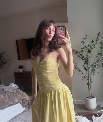Full leaked Claire drake private onlyfans photo
