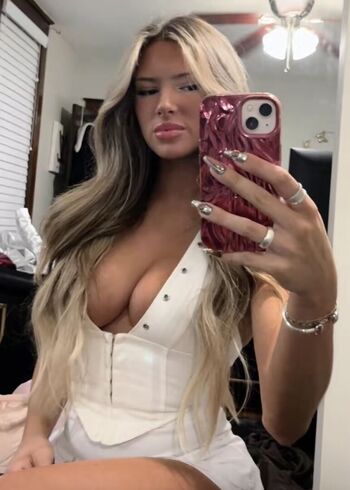 Full leaked Clairexwolfe private onlyfans photo