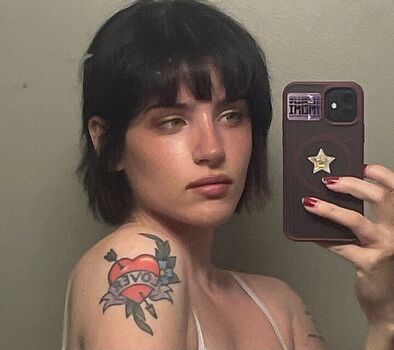 Full leaked Claireyael private onlyfans photo