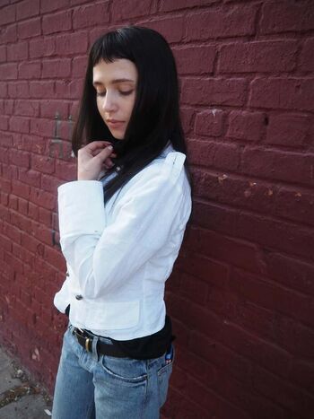 Full leaked Clairo private onlyfans photo