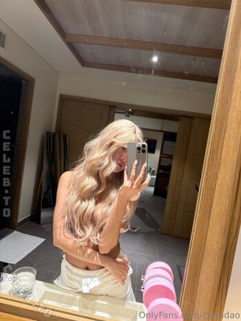 Full leaked Clara dao page private onlyfans photo