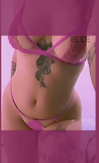 Full leaked Clara r page private onlyfans photo