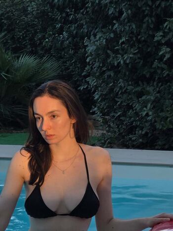Full leaked Clara runaway page private onlyfans photo