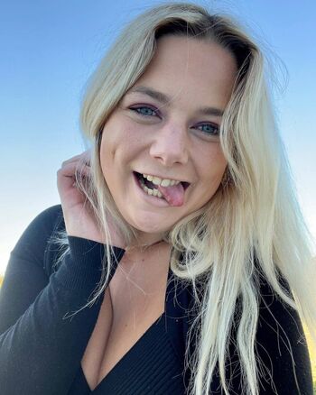 Full leaked Claraaa s page private onlyfans photo
