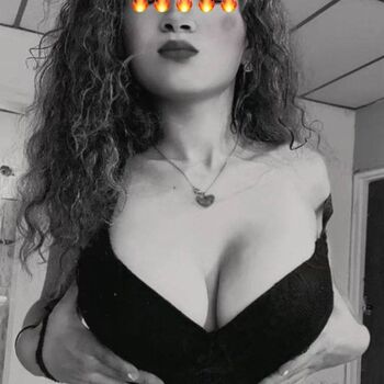 Full leaked Claralopez private onlyfans photo