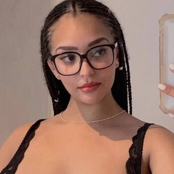 Full leaked Clariiisse private onlyfans photo