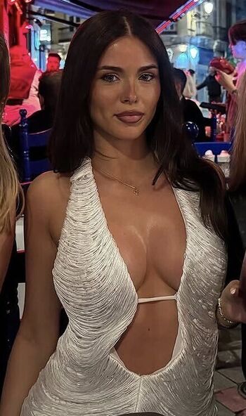 Full leaked Clarissa bea page private onlyfans photo